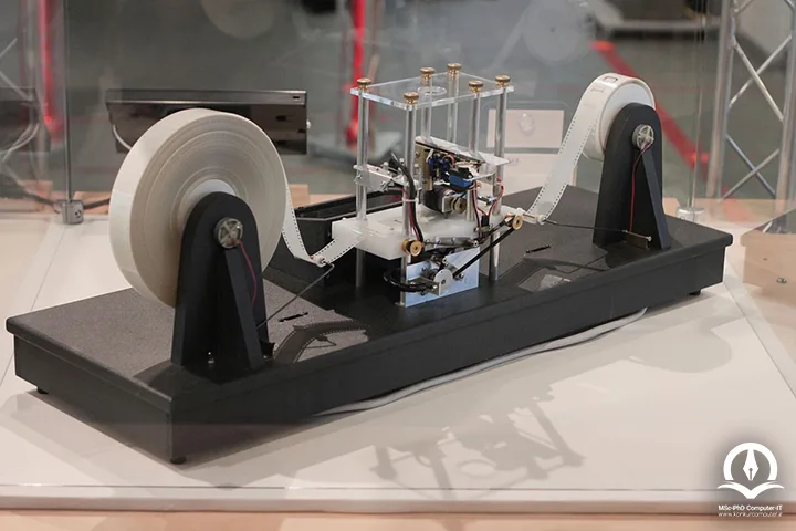 اولین کامپیوتر جهان به شکل تورینگ