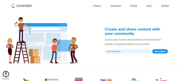 صفحه اصلی وبسایت Crowded